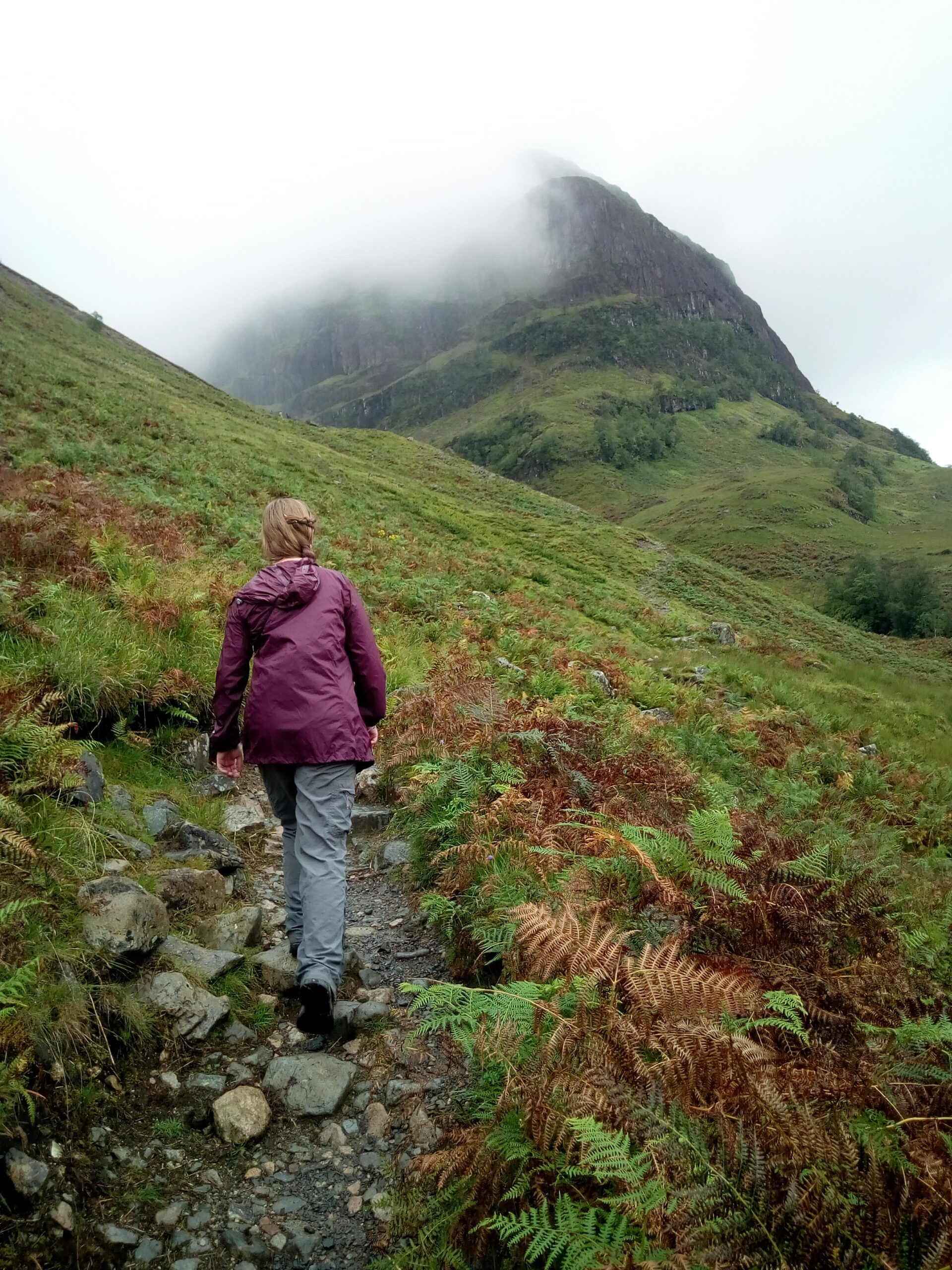 Walking In Glencoe – Natpacker – MacBackpackers Tours Walking In Glencoe - Natpacker - MacBackpackers Tours